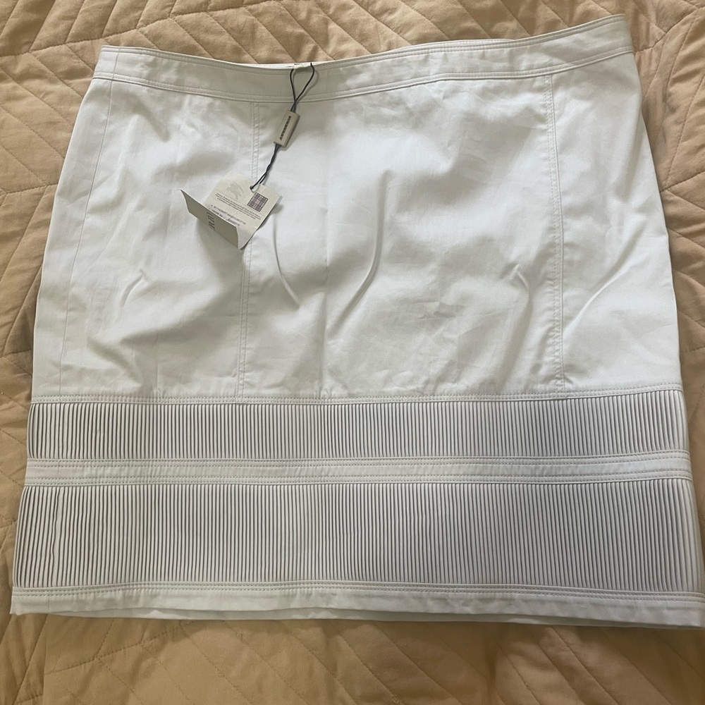 BURBERRY skirt